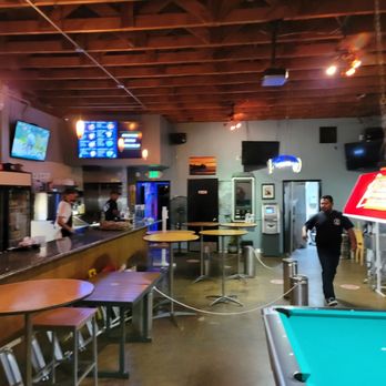 O’SIDE SPORTS BAR & GRILL - Updated August 2025 - 155 Photos & 243 ...