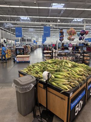 Walmart Supercenter by null
