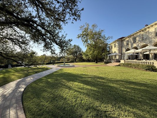 Commodore Perry Estate, Auberge Collection by null