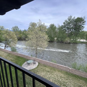 Stagecoach Inn Motel - The view of the Salmon River from our room. - Hotels Near Me - Salmon, Idaho