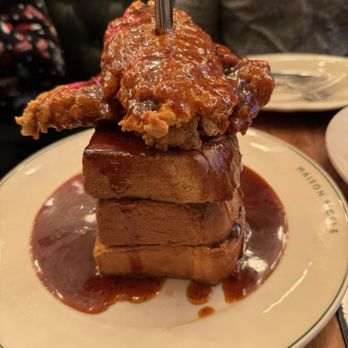 Maison Pickle - Hot Honey Chicken and Toast - Cocktail Bars Near Me - New York, New York