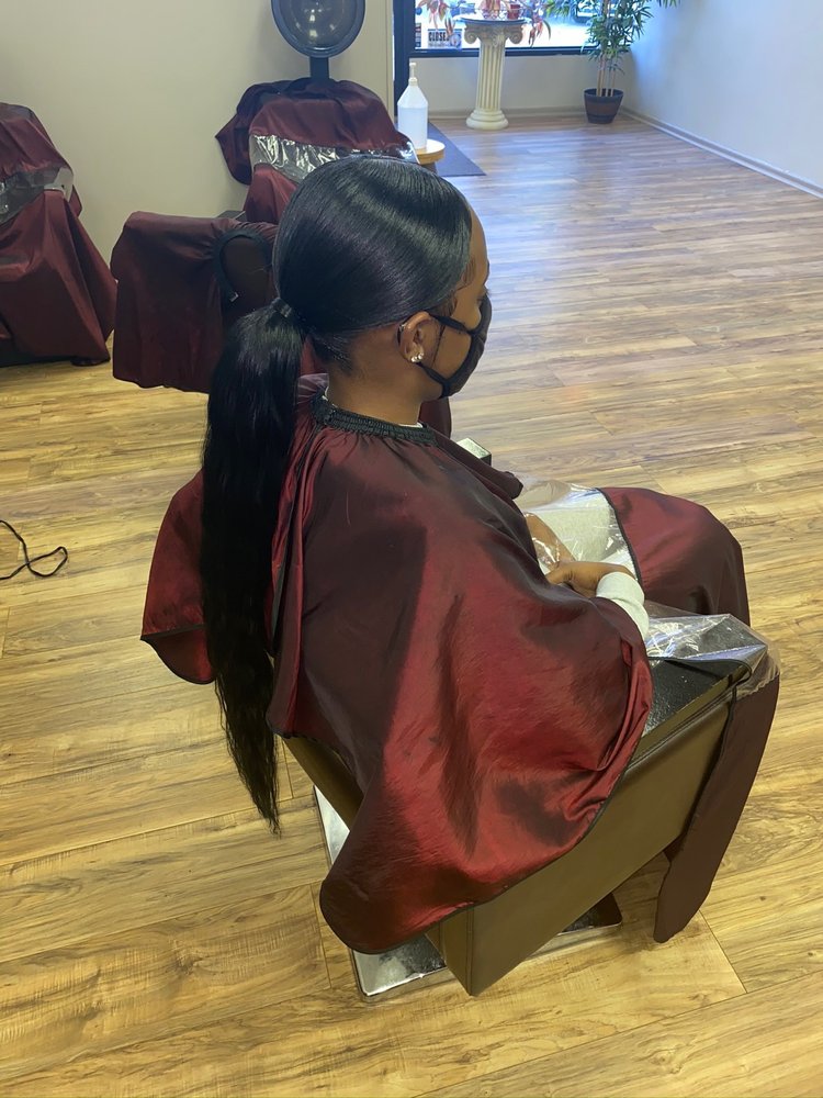 Lauren Ashlei Hair Bar