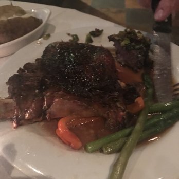 Dal Rae Restaurant - Steakhouses Near Me - Pico Rivera, California