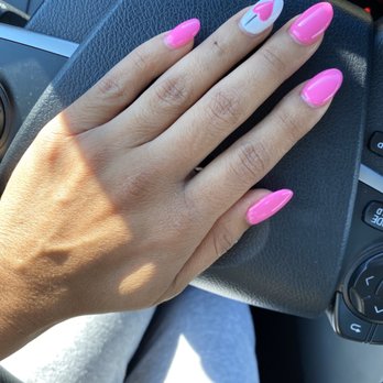 Beauti Nails - Full Set with Gel - Nail Salons Near Me - Bakersfield, California