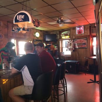 Gold Room Bar & Grill - people sitting at the bar - Dive Bars Near Me - Galena, Illinois Gold Room Bar & Grill - people sitting at the bar - Dive Bars Near Me - Galena, Illinois
