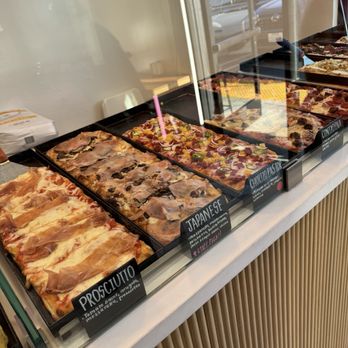 Sugo - Pizza selection - Pizza Near Me - Costa Mesa, California Sugo - Pizza selection - Pizza Near Me - Costa Mesa, California
