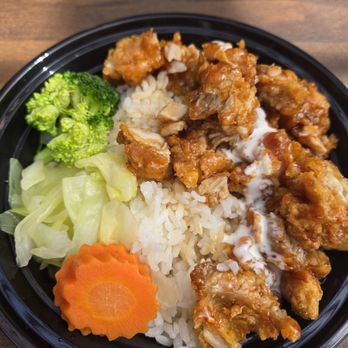 The Second Wind - Orange chicken bowl - Asian Fusion Near Me - El Segundo, California