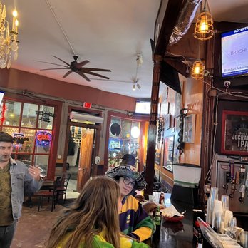 Down The Hatch - Love the decorum - American Near Me - New Orleans, Louisiana Down The Hatch - Love the decorum - American Near Me - New Orleans, Louisiana