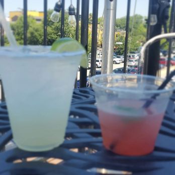 Henry's On The Market - Cocktails on the rooftop - Bars Near Me - Charleston, South Carolina Henry's On The Market - Cocktails on the rooftop - Bars Near Me - Charleston, South Carolina