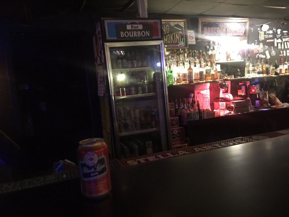 CAFÉ BOURBON STREET 17 Photos & 31 Reviews 2216 Summit St, Columbus