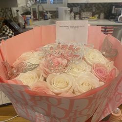 L & G Flower Shop - Birthday arrangement