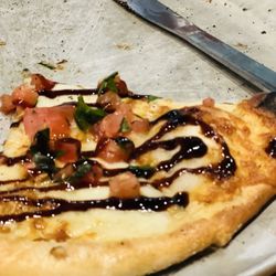 Elliot's Wood Fired Kitchen & Tap - Bruschetta