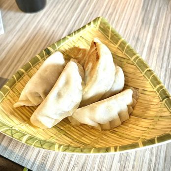 Dumpling World - Beef and Onion Potstickers (13). YUMMY! - Chinese Near Me - Austin, Texas
