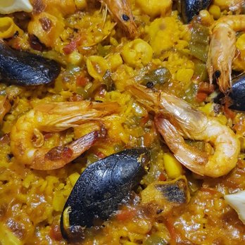 Albahaca - Paella - Mediterranean Near Me - Las Lagunas de Mijas, Massachusetts Albahaca - Paella - Mediterranean Near Me - Las Lagunas de Mijas, Massachusetts