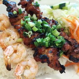 Broken Rice Plate with Grilled Shrimp and Pork Broken Rice Plate with Grilled Shrimp and Pork