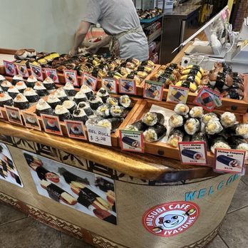 Musubi Cafe Iyasume Beachwalk - Japanese Near Me - Honolulu, Hawaii