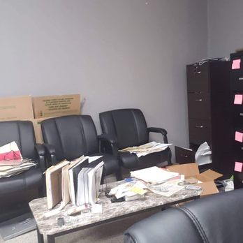 Gray's Hearing Center - Disheveled office - Audiologist Near Me - Springdale, Arkansas Gray's Hearing Center - Disheveled office - Audiologist Near Me - Springdale, Arkansas