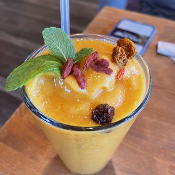 The Grain Cafe - Mango Smoothie - Pizza Near Me - Redondo Beach, California