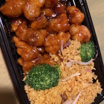 Happy Garden - General tsaos combo - Chinese Near Me - Berlin, Connecticut