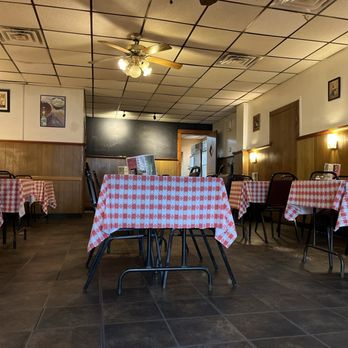 Roosevelt - Seating - Italian Near Me - Bellaire, Ohio Roosevelt - Seating - Italian Near Me - Bellaire, Ohio
