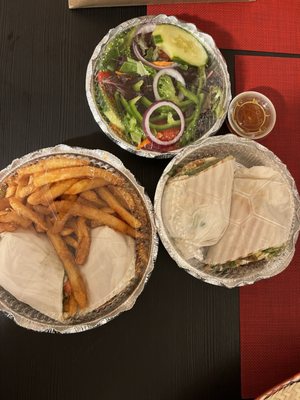 Chillers Grill by null