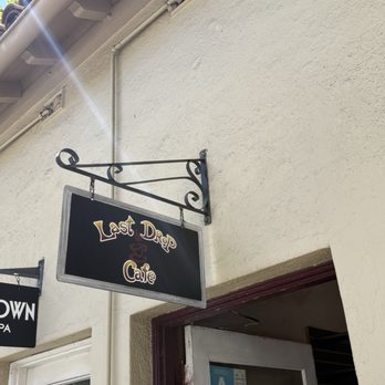 The Last Drop Cafe - Bakeries Near Me - Claremont, California