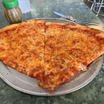 Tomasso's Pizza and Subs - Pizza Near Me - Boca Raton, Florida
