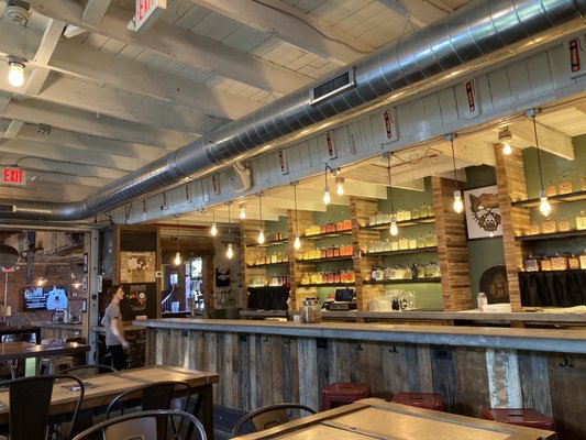 Hotel Tango Distillery by null