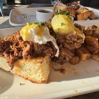 Fig Tree Cafe - Short Rib Benedict - Breakfast & Brunch Near Me - San Diego, California