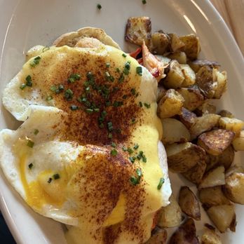 Sunset Grill - Lobster Benedict - Breakfast & Brunch Near Me - Las Vegas, Nevada