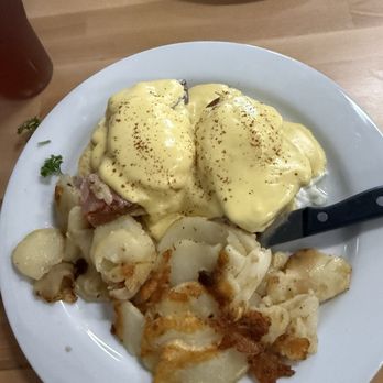 The Biscuit Basket - Eggs Benedict with home fries - Southern Near Me - Modesto, California The Biscuit Basket - Eggs Benedict with home fries - Southern Near Me - Modesto, California