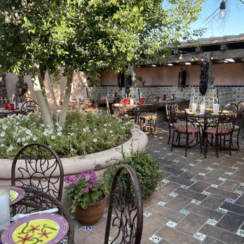 Rancho de Tia Rosa - Patio before guests arrive - Mexican Near Me - Mesa, Arizona Rancho de Tia Rosa - Patio before guests arrive - Mexican Near Me - Mesa, Arizona