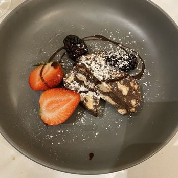 Kellari Taverna - Desert - Greek Near Me - New York, New York