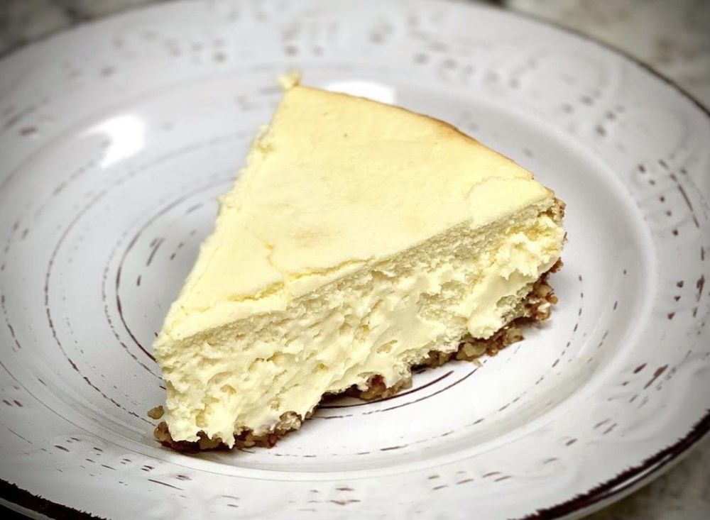 Cheesecakes by Jacinda Logo