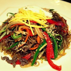 Miso - Japche, Fideos de pasta de arroz con ternera, verdura y huevo