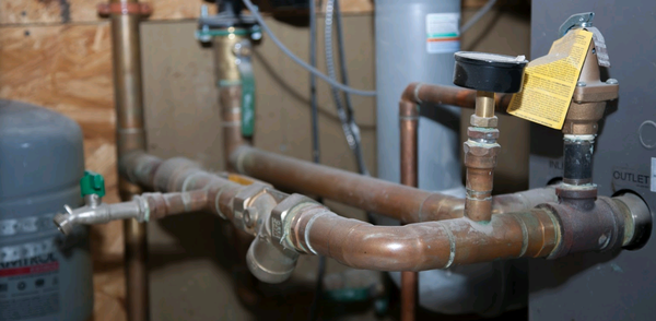 Freedom Plumbing & Mechanical Logo