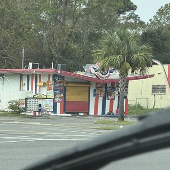 Sharks Fish & Chicken - Chicken Wings Near Me - Jacksonville, Florida