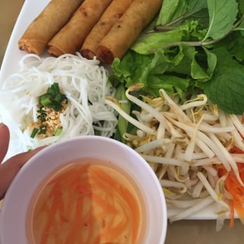 Saigon's Restaurant - Tofu spring rolls, always a good choice! - Vietnamese Near Me - Honolulu, Hawaii Saigon's Restaurant - Tofu spring rolls, always a good choice! - Vietnamese Near Me - Honolulu, Hawaii