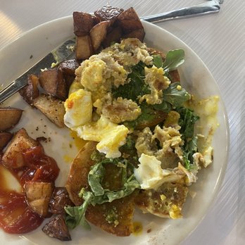 OUI Pancake N Eggs - Crab cake Benny was TERRIBLE - American Near Me - Temecula, California OUI Pancake N Eggs - Crab cake Benny was TERRIBLE - American Near Me - Temecula, California
