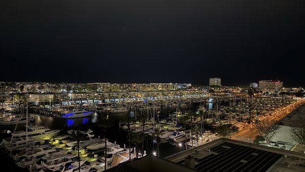 The Ritz-Carlton, Marina del Rey by null