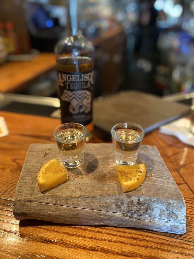Verde Kitchen & Cocktails