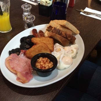 TriBeCa - The Manhattan with poached eggs - New American Near Me - Edinburgh, EDH