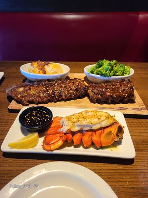 TGI Fridays by null