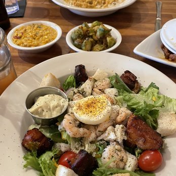 Bon Temps Grill - Seafood Seafood Creole Cobb Salad Crawfish Etouffee - Cajun/Creole Near Me - Lafayette, Louisiana