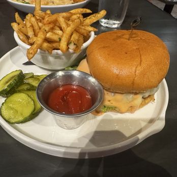 402 eat + drink - Burger and Fries - American Near Me - Omaha, Nebraska 402 eat + drink - Burger and Fries - American Near Me - Omaha, Nebraska