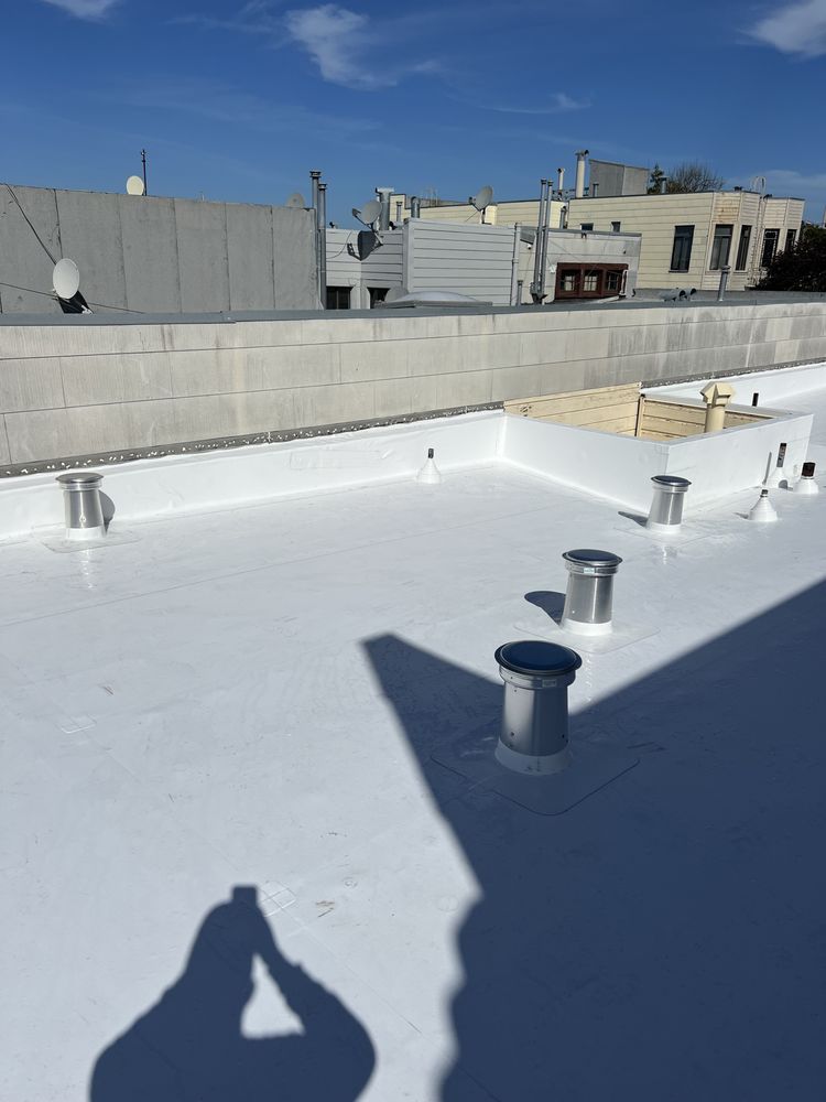 Slide of Nick’s Roofing