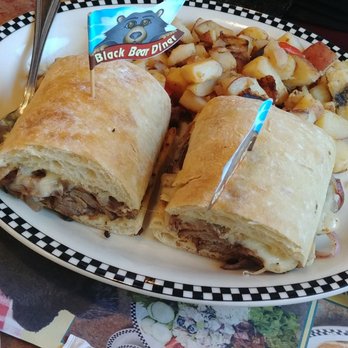 Black Bear Diner Vallejo - Tri-Tip Dip - American Near Me - Vallejo, California