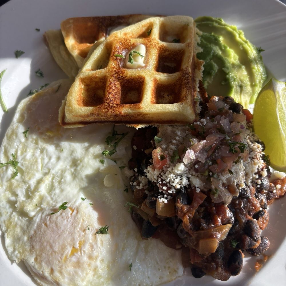 V Restaurant, Bistro & Bar - Huevos rancheros - New American Near Me - Murphys, California