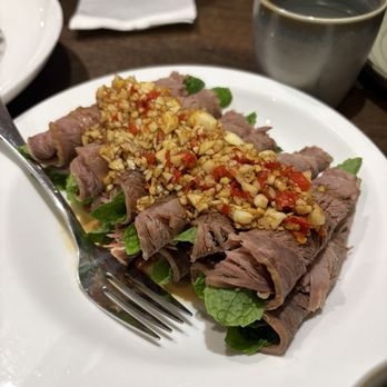 Pings Bistro - 薄荷牛肉 Beef Roll w.Mint - Chinese Near Me - Cupertino, California Pings Bistro - 薄荷牛肉 Beef Roll w.Mint - Chinese Near Me - Cupertino, California