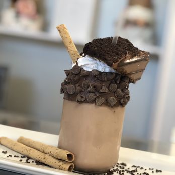 Sweetlife Bakery - Chocolate Cakeshake - Bakeries Near Me - Grand Terrace, California Sweetlife Bakery - Chocolate Cakeshake - Bakeries Near Me - Grand Terrace, California